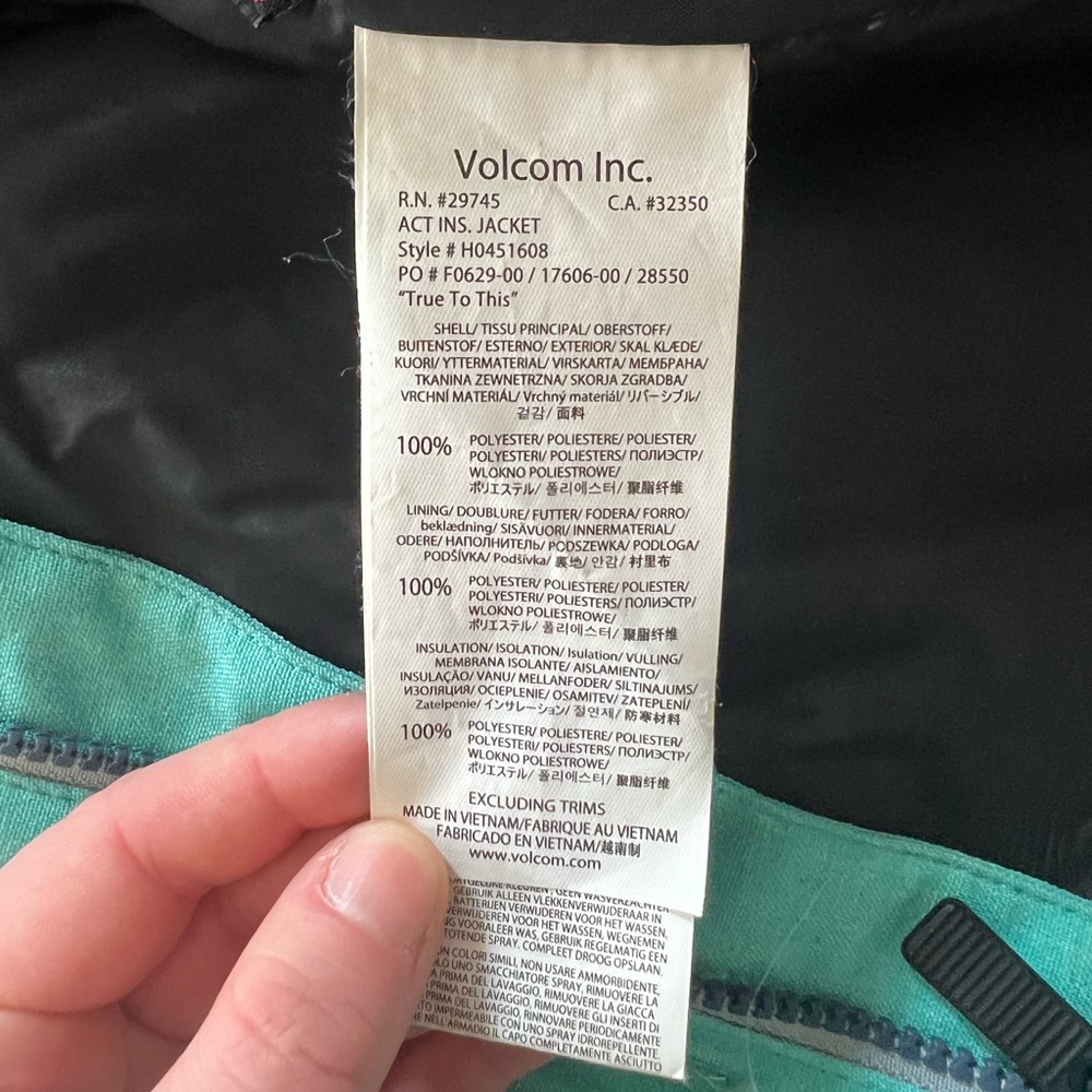 Volcom ACT insulated jacket - Picture 6 of 8